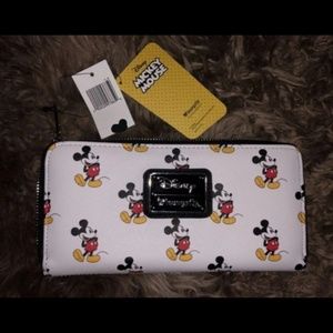 Disney loungefly Mickey wallet